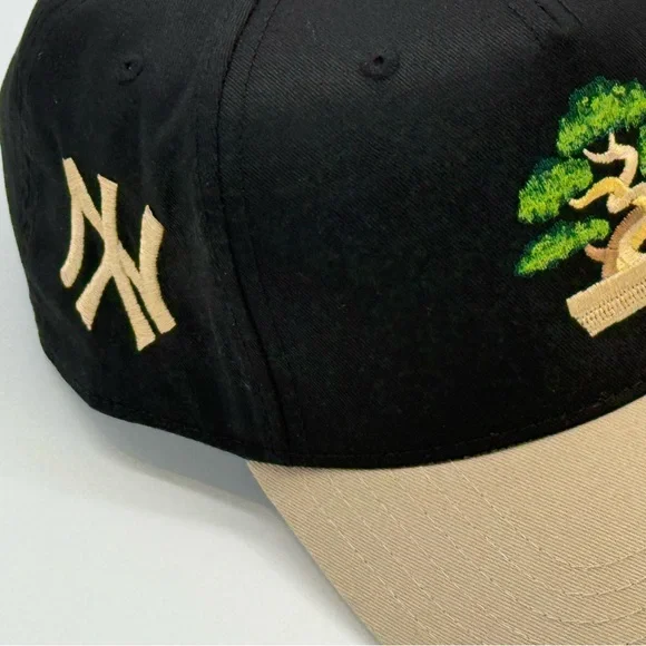 New York Bonsai Tree Black and Khaki Snapback - Picture 7 of 8